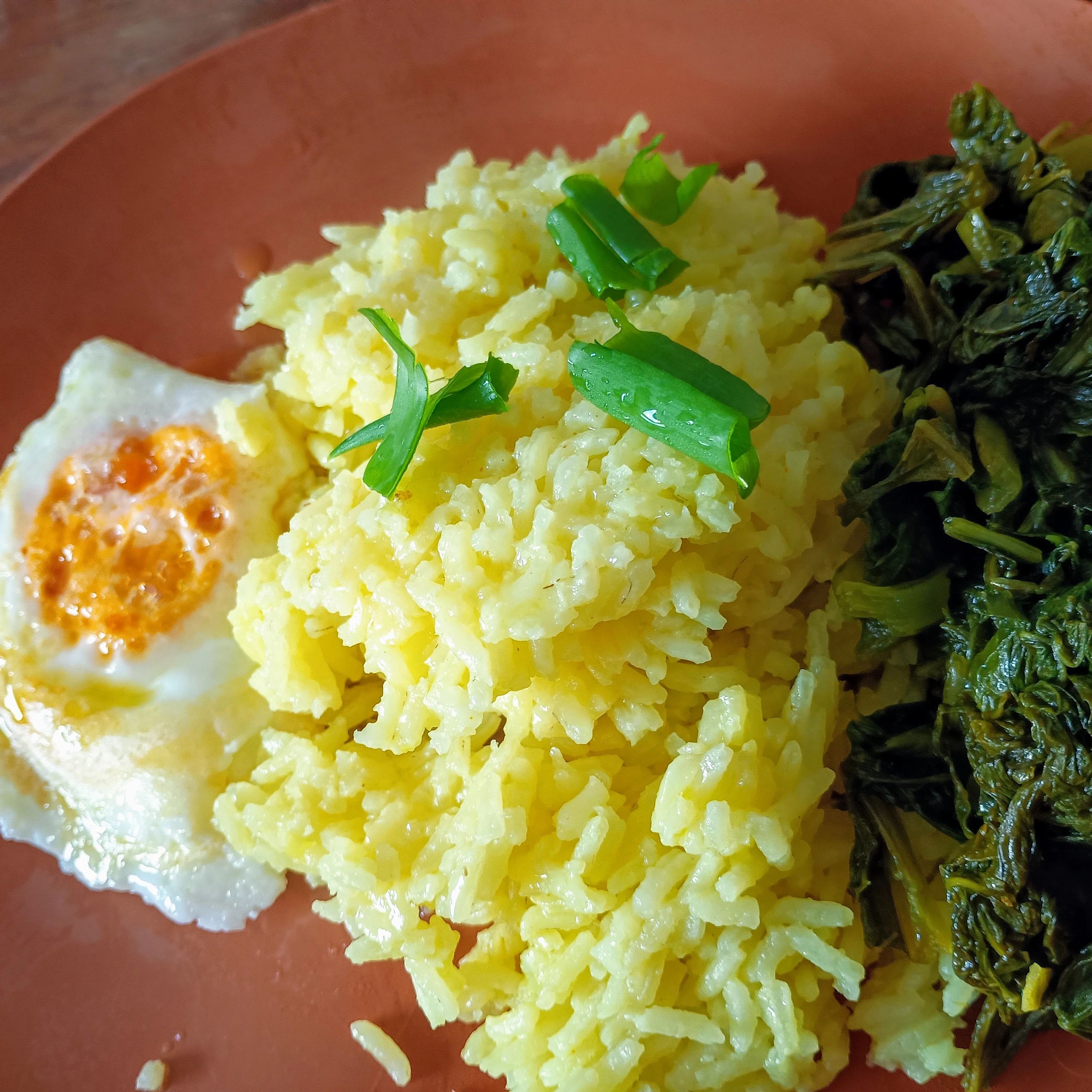 Thai fried rice with egg